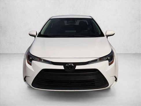 Certified 2024 Toyota Corolla LE FWD image 2
