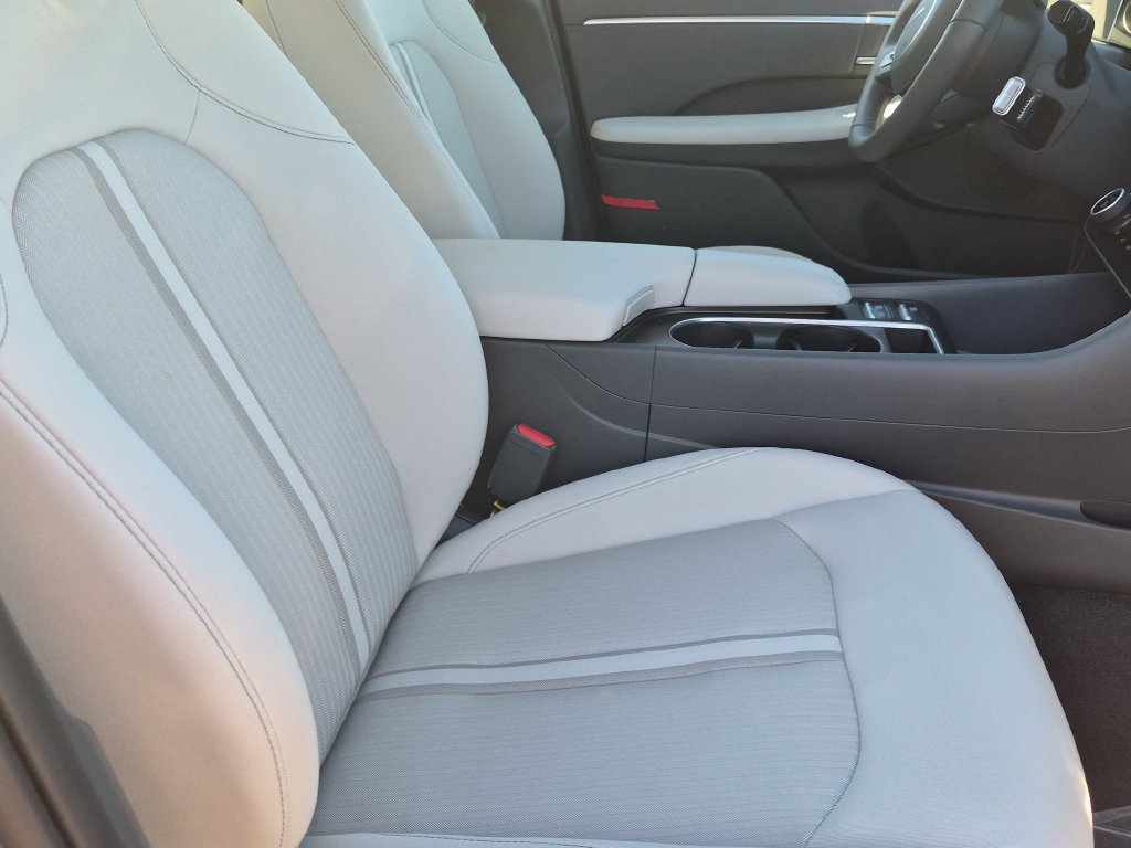 New 2026 Hyundai Sonata SEL FWD image 29