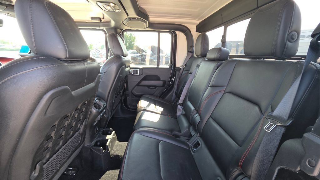 Used 2020 Jeep Gladiator Rubicon AWD/4WD image 14