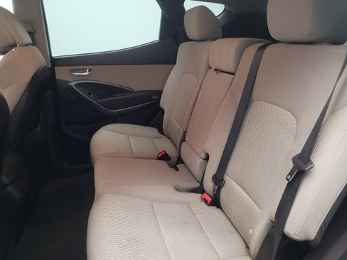 Used 2017 Hyundai Santa Fe Sport image 18