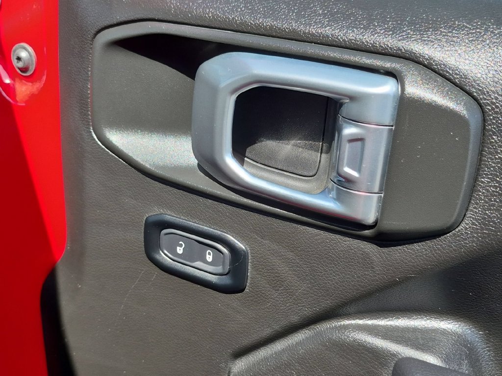 Used 2025 Jeep Wrangler Unlimited Sport AWD/4WD image 34