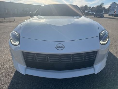 Used 2024 Nissan Z Performance w/ Floor Mat Package image 8