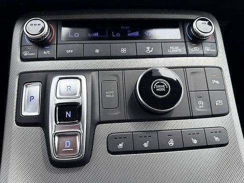Used 2025 Hyundai Palisade SEL FWD image 47