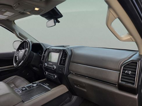 Used 2018 Ford Expedition Max Limited w/ Equipment Group 301A AWD/4WD image 19