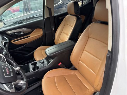 Used 2018 GMC Terrain SLT w/ Preferred Package image 4