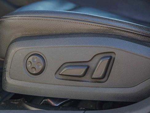 Used 2019 Audi A4 2.0T Premium image 26