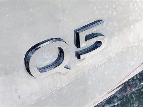 Used 2025 Audi Q5 Prestige AWD/4WD image 30