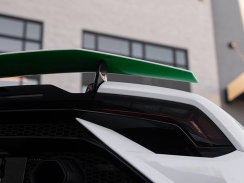 Used 2023 Lamborghini Huracan Tecnica RWD image 12