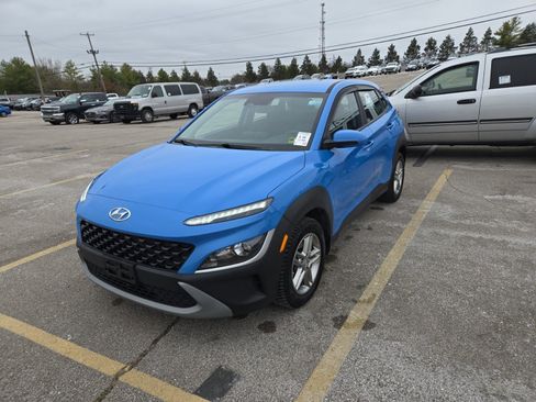 Used 2022 Hyundai Kona SE image 2
