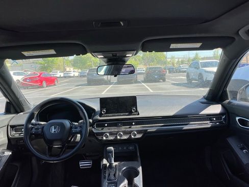 Used 2025 Honda Civic Sport image 5