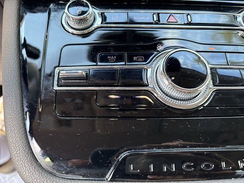 Used 2022 Lincoln Corsair FWD image 31