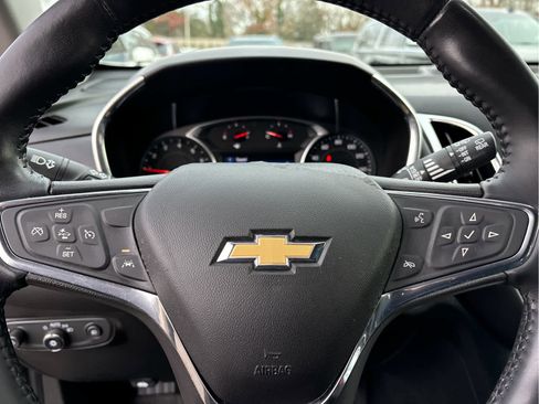 Used 2020 Chevrolet Equinox LT image 13