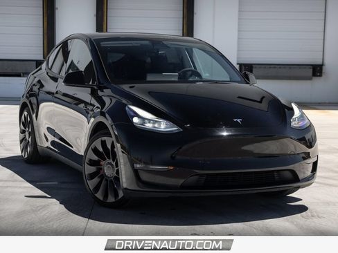 Used 2023 Tesla Model Y Performance AWD/4WD image 1