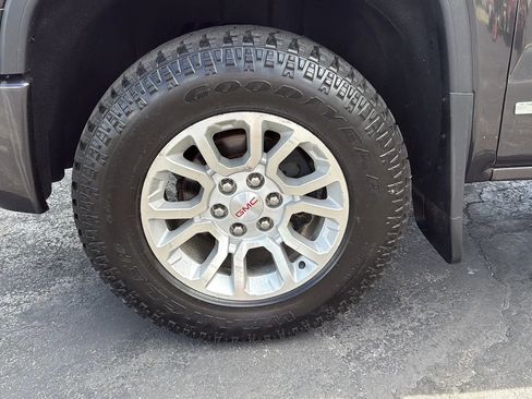 Used 2015 GMC Sierra 1500 SLE w/ All-Terrain Package image 24