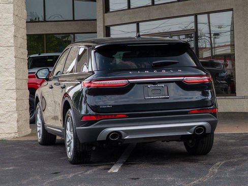 Used 2023 Lincoln Corsair FWD image 4