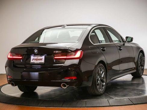 Used 2026 BMW 330i Sedan w/ Premium Package RWD image 5
