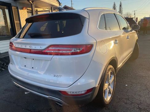 Used 2017 Lincoln MKC Premiere image 11