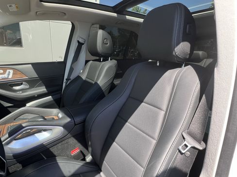 Certified 2025 Mercedes-Benz GLE 350 4MATIC w/ AMG Line Exterior image 16
