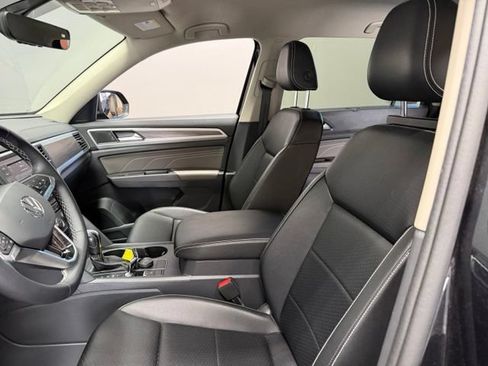 Used 2022 Volkswagen Atlas SE AWD/4WD image 16