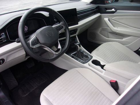 Used 2025 Volkswagen Jetta S FWD image 8