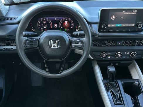 Certified 2023 Honda Accord LX image 15