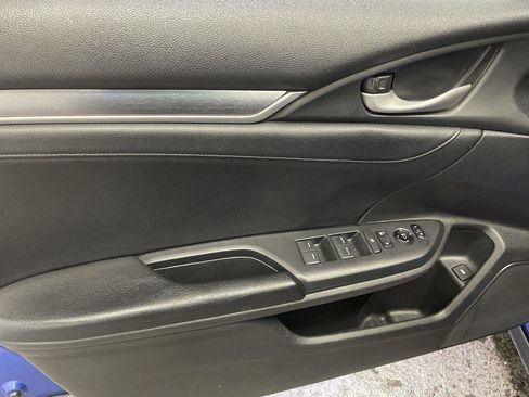Used 2017 Honda Civic Touring image 13