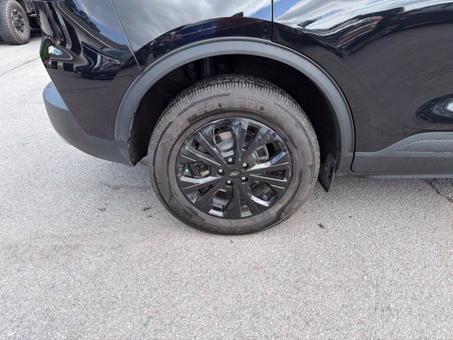 Used 2023 Ford Escape Active AWD/4WD image 15