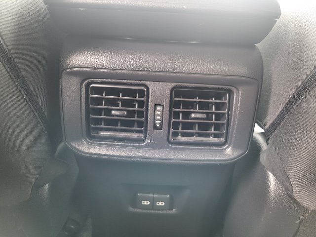 Used 2024 Toyota RAV4 XLE FWD image 23