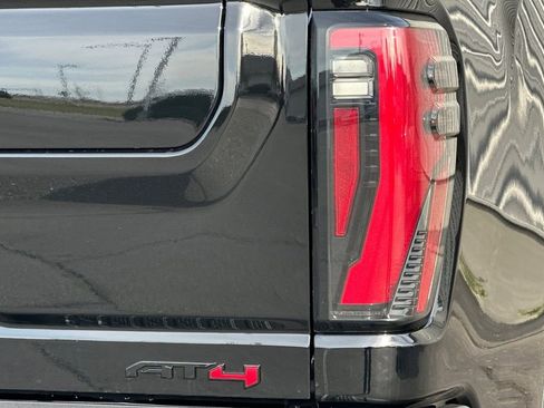 New 2026 GMC Sierra 3500 AT4 AWD/4WD image 7