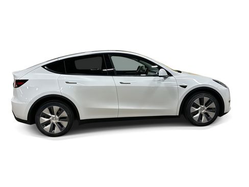 Certified 2023 Tesla Model Y Long Range AWD/4WD image 7
