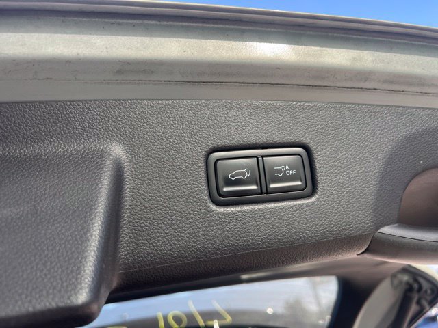 Used 2026 Kia Carnival EX FWD image 25
