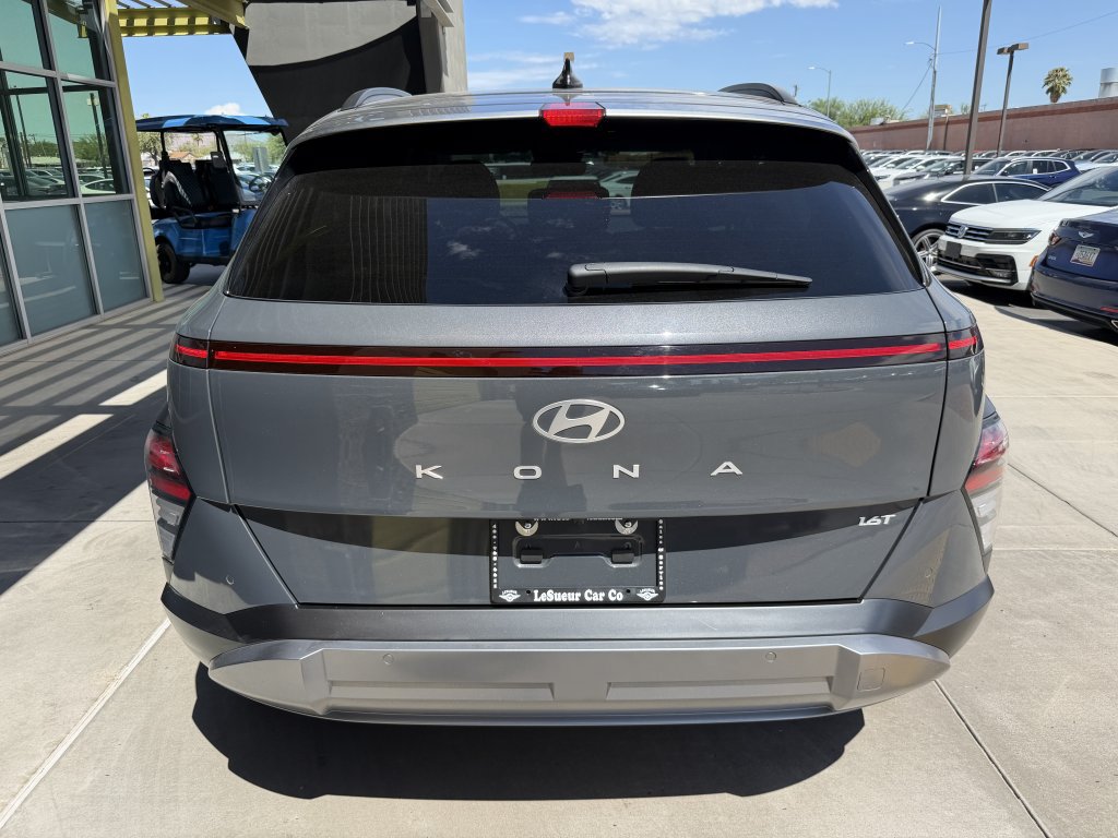 Used 2024 Hyundai Kona Limited FWD image 13