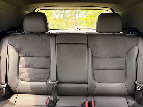 Used 2021 Chevrolet TrailBlazer RS w/ Technology Package FWD image 27