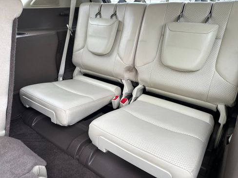 Used 2014 Lexus GX 460 Luxury AWD/4WD image 17