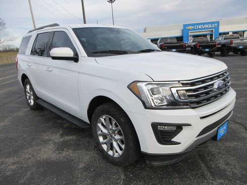 Used 2020 Ford Expedition XLT image 7