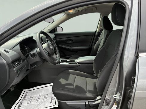 Used 2024 Nissan Sentra S FWD image 16