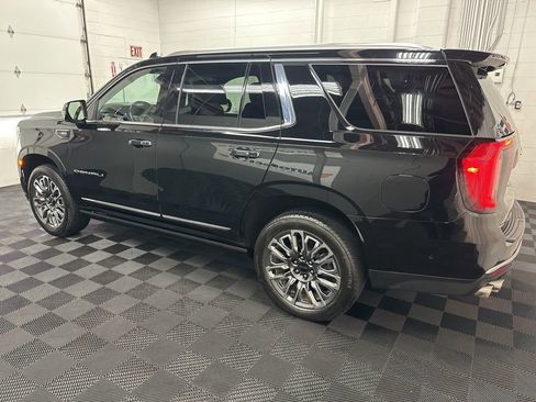 Used 2024 GMC Yukon Denali Ultimate AWD/4WD image 6
