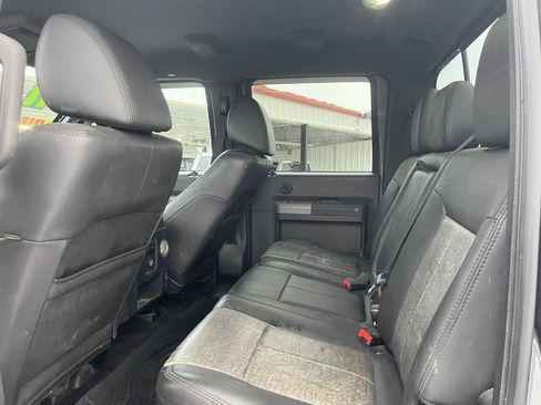 Used 2011 Ford F250 Lariat w/ Lariat Interior Pkg image 14