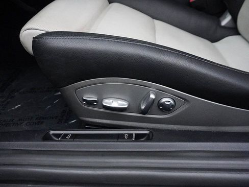 Used 2019 Porsche 718 Cayman S image 34