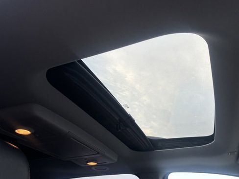 Used 2017 GMC Acadia Limited SLT image 13