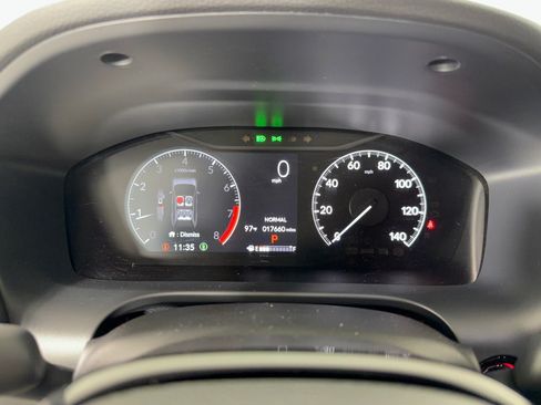 Certified 2025 Honda HR-V Sport image 26