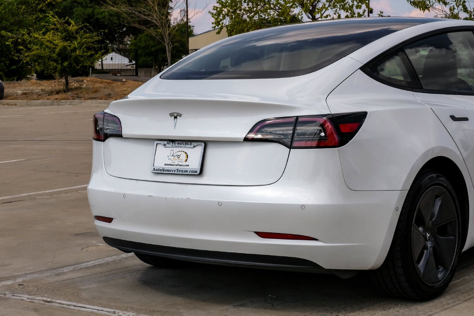 Used 2022 Tesla Model 3 RWD image 11