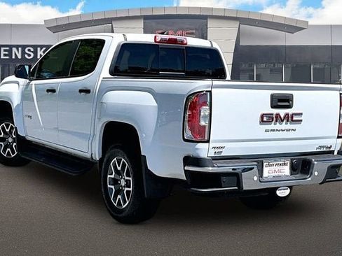 Used 2022 GMC Canyon AT4 w/ Driver Alert Package AWD/4WD image 12