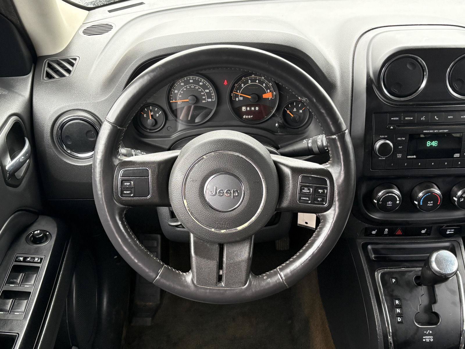 Used 2017 Jeep Patriot Sport w/ Power Value Group AWD/4WD image 9