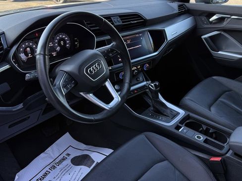 Used 2020 Audi Q3 2.0T Premium w/ Convenience Package AWD/4WD image 28