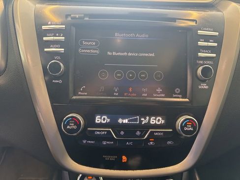 Used 2020 Nissan Murano SL w/ Moonroof Package image 14