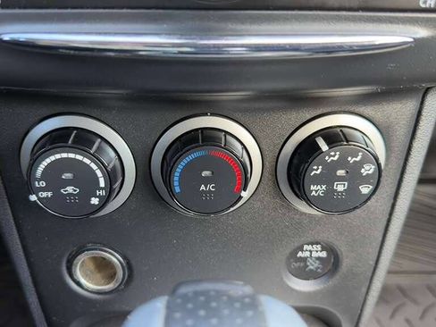 Used 2011 Nissan Rogue S image 20