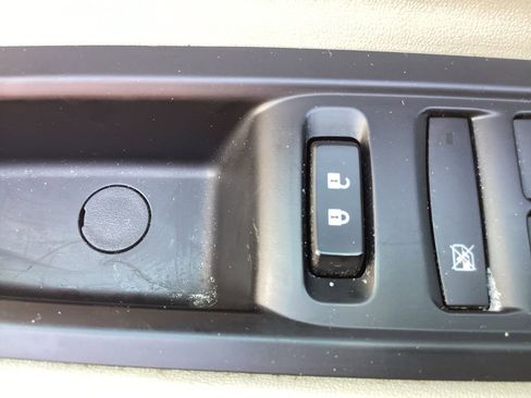 Used 2019 Buick Encore Preferred w/ Safety Package AWD/4WD image 39