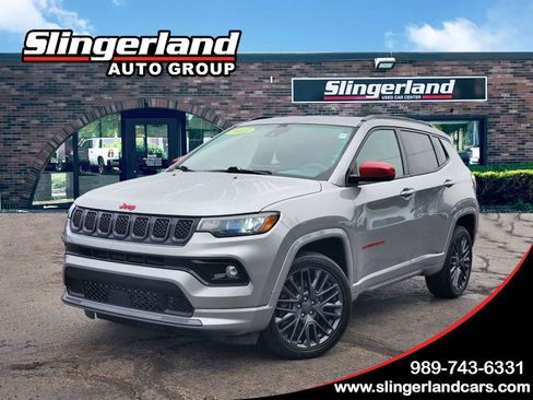 Used 2023 Jeep Compass Limited AWD/4WD image 1