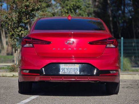 Used 2020 Hyundai Elantra SEL image 19